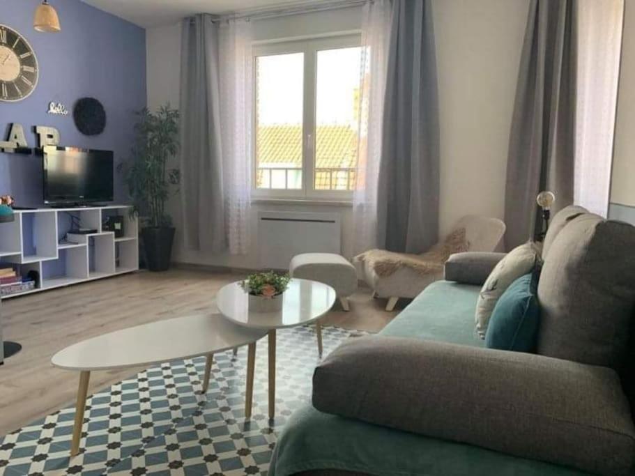 38 Maison Entiere,Place De Parking Et Garage Pour Moto Velo A La Demande Dunkirk Luaran gambar